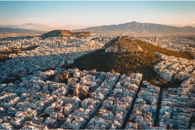 Kriza e shtëpive të shtrenjta në Greqi, qeveria planifikon daljen në treg me pronat e lira