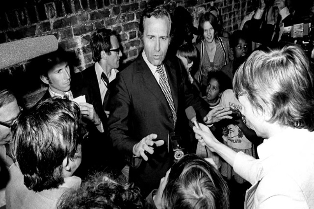 Historia e politikanit britanik që vdiq dy herë, duke falsifikuar vdekjen e tij
