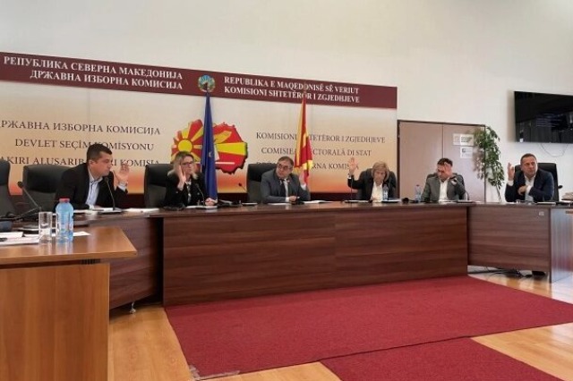 Maqedonia V. nis fushatën parlamentare më 18 prill, gara presidenciale një javë më vonë
