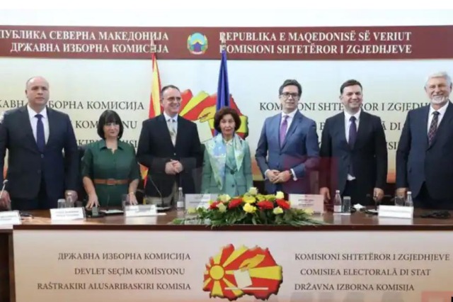 Kandidatët për President në Maqedoninë e Veriut nënshkruajnë dokumentin për zgjedhje të drejta dhe demokratike