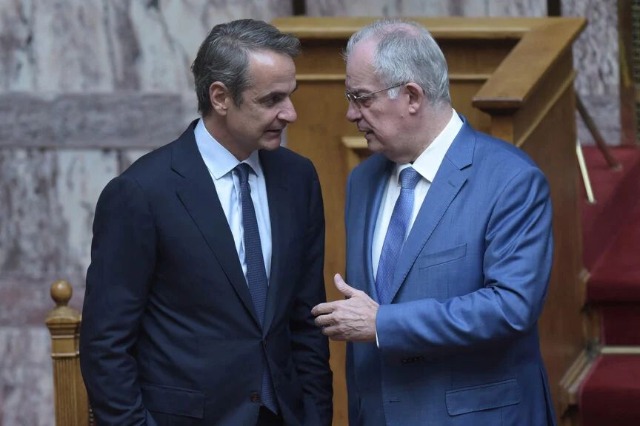 Greqi, Mitsotakis propozon kryetarin e parlamentit Tasoulas për president