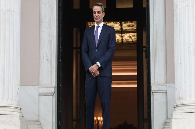 Publikohet kabineti i qeverisë së re Mitsotakis