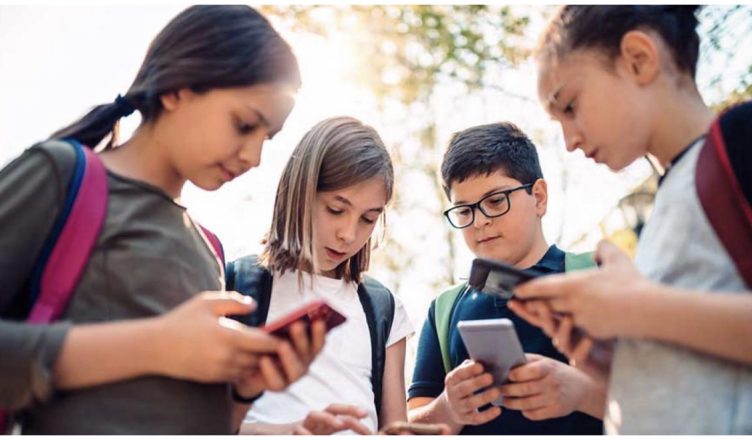Studimi: 50% e të rinjve do të preferonin një botë pa internet