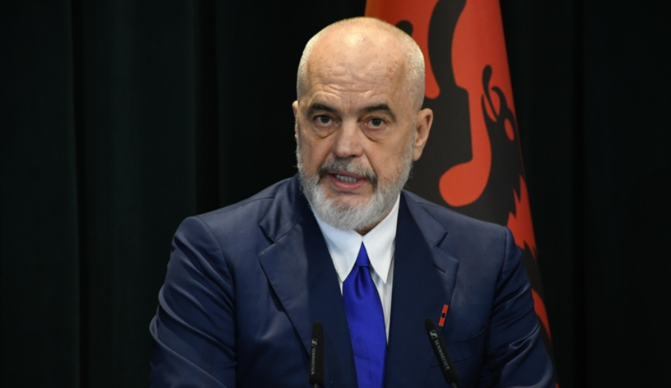 Fitorja e mandatit të katërt qeverisës, Rama mbledh qytetarët te Sheshi Skënderbej: Ju falenderoj përgjunjësisht për besimin