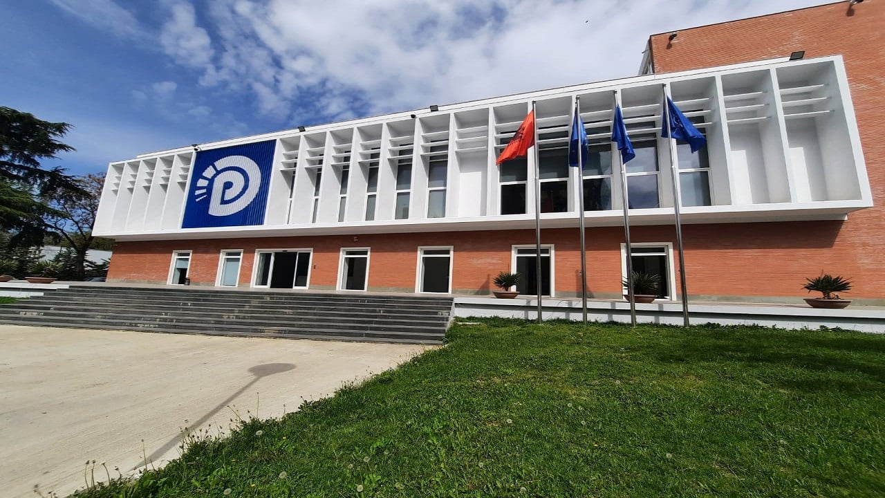 Vendimi i qeverisë për të amnistuar disa kategori gjobash, PD: Është në shkelje të Kodit Zgjedhor dhe barazisë në zgjedhje