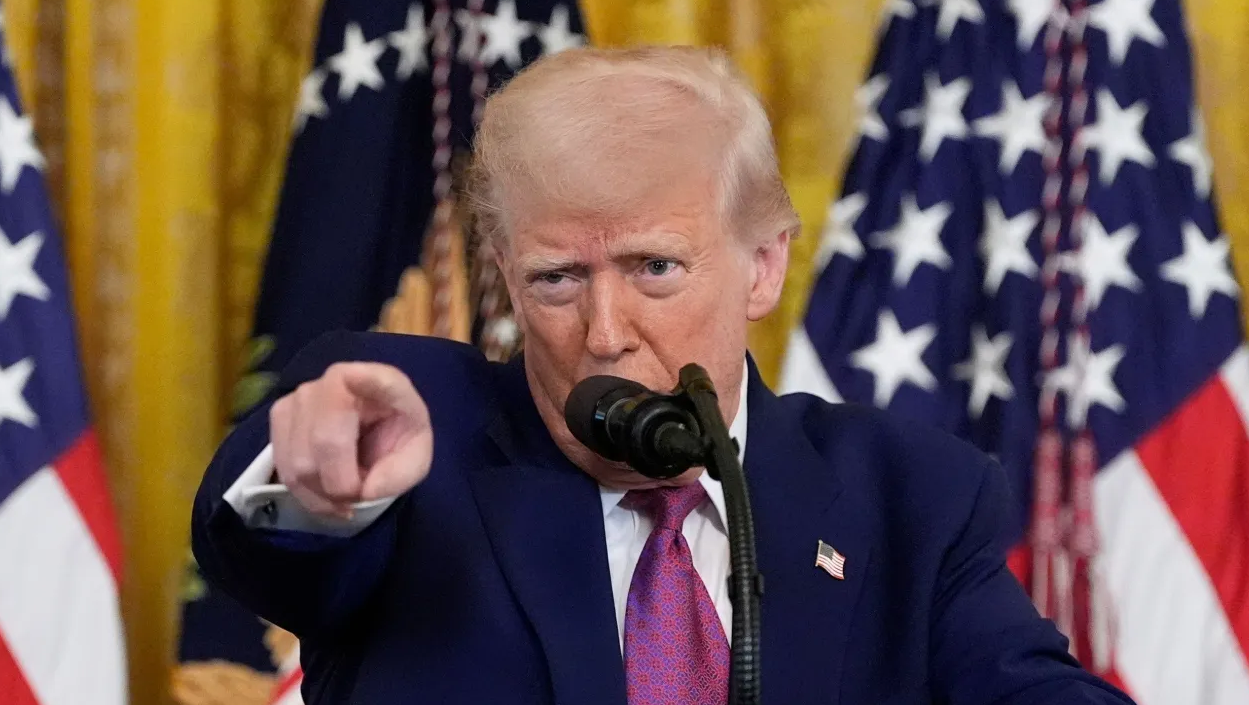 Donald Trump paralajmëron kompanitë e naftës: Mos i rrisni çmimet, unë po ju vëzhgoj