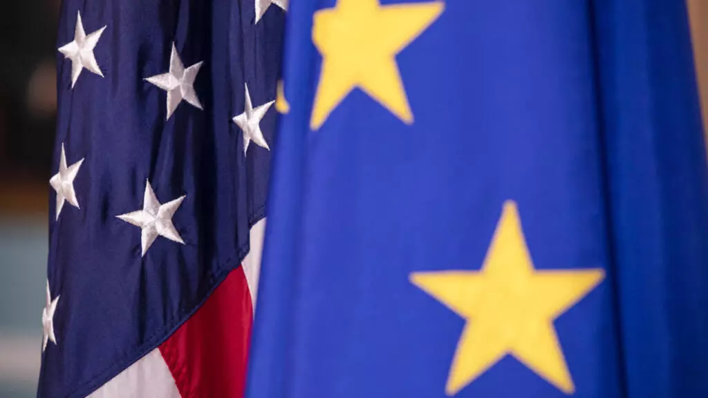 “Ditë e trishtë për Europën”, qeveria franceze kritikon marrëveshjen tregtare SHBA–BE. Orban: Trump “e hëngri për mëngjes” Von der Leyen