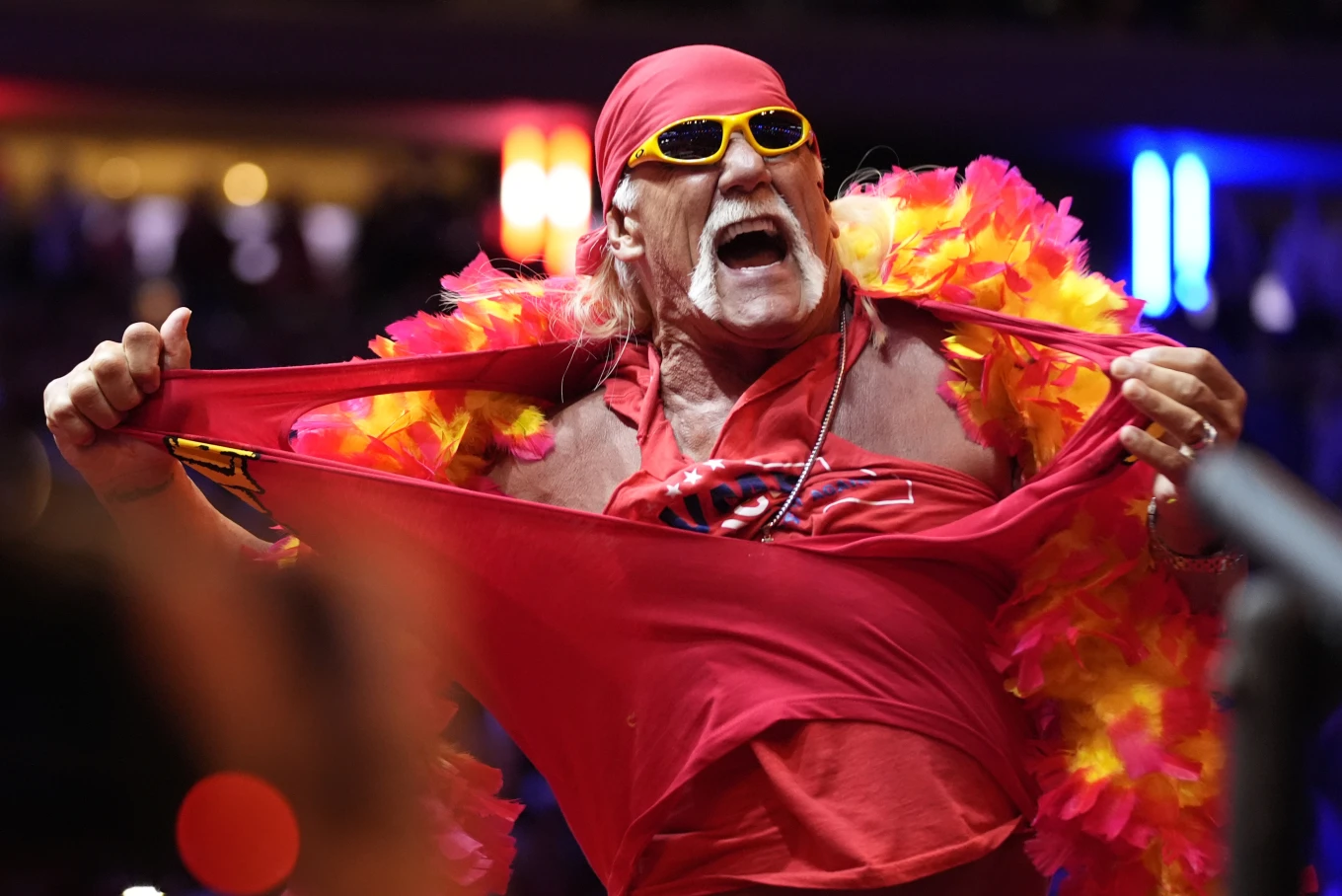 Hulk Hogan, ikona e mundjes profesioniste, galeria fotografike e AP-së sjell në dritë momente kyçe nga jeta dhe karriera