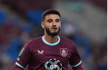Armando Broja debuton me asist te Burnley