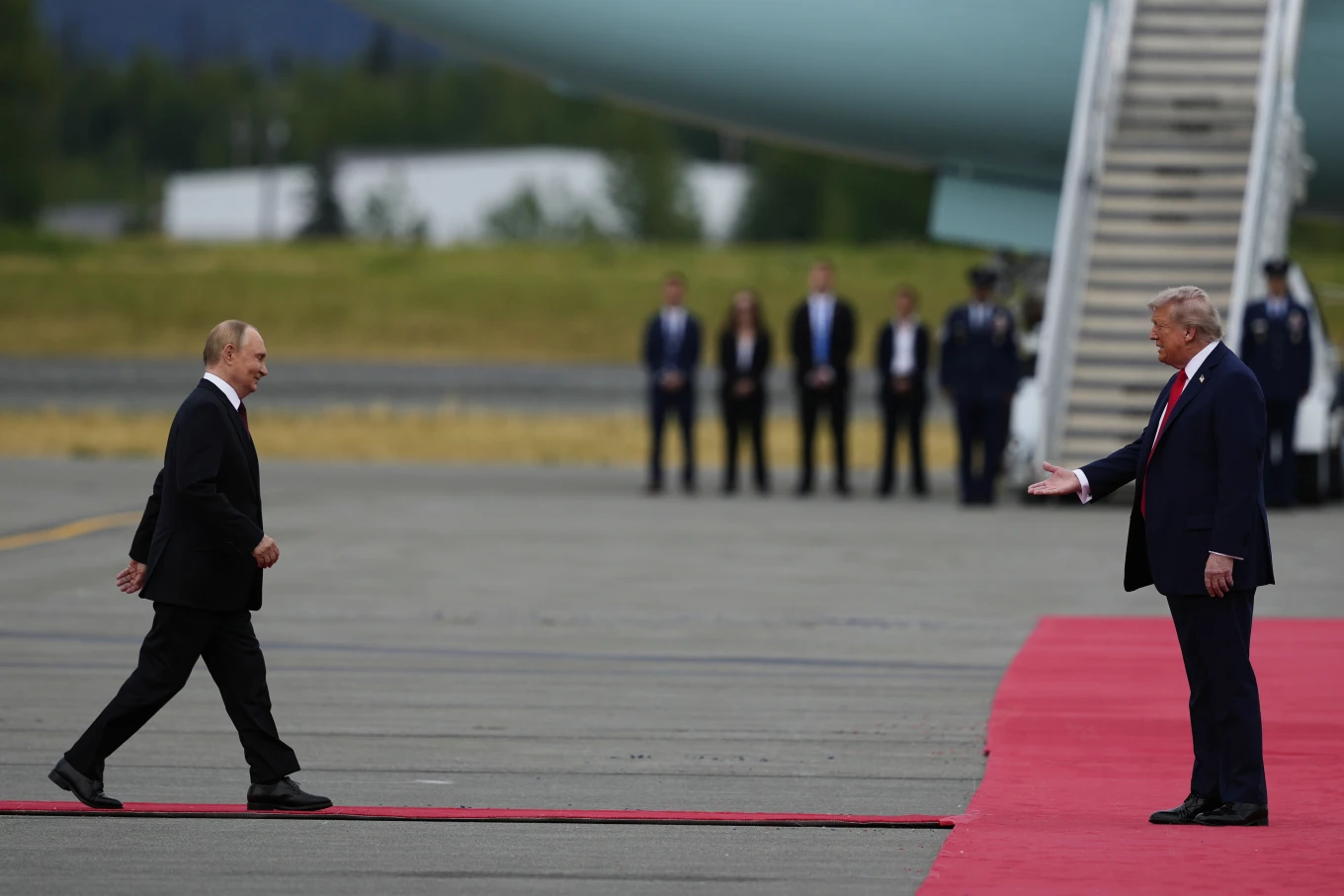 FOTOT- Samiti historik në Alaskë, Trump dhe Putin në syrin e fotografëve