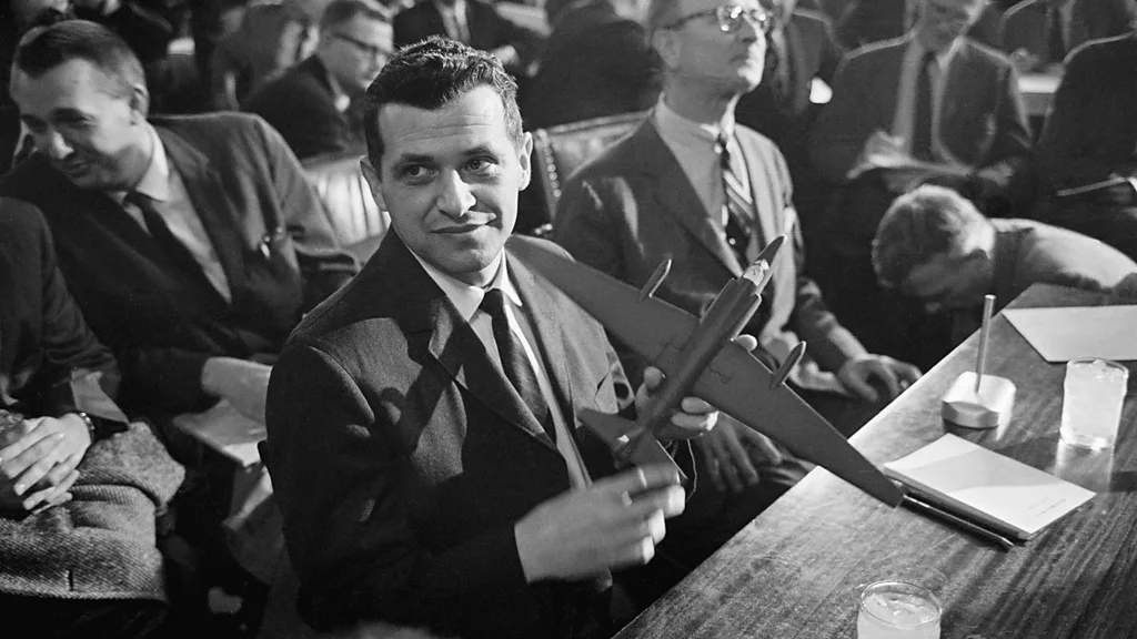 Përkujtohet 65-vjetori i dënimit të Francis Gary Powers, piloti i CIA-s që u kap mbi Rusi