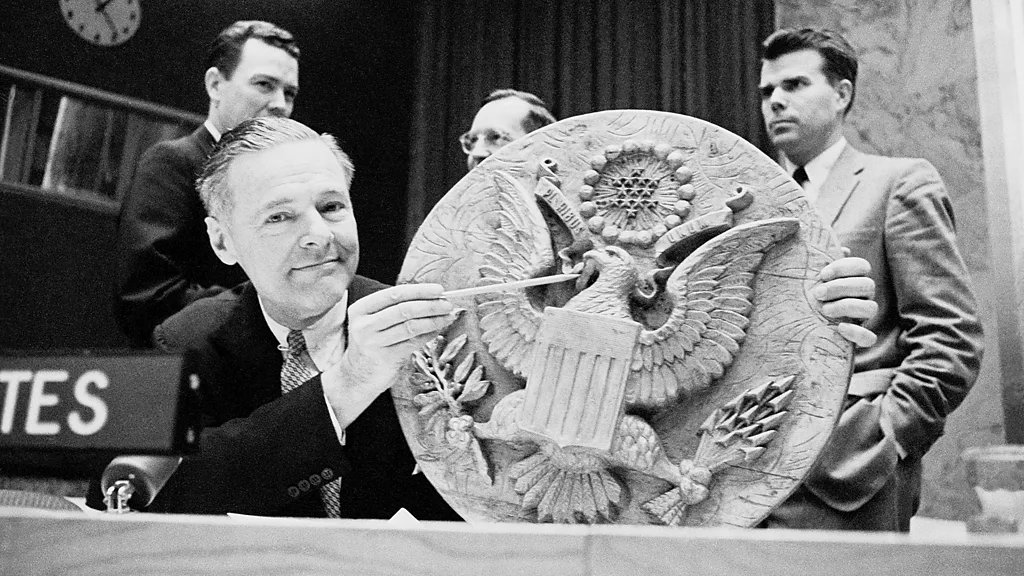 “Kali i Trojës” sovjetik, si një vepër arti spiunoi ambasadën amerikane për 7 vjet