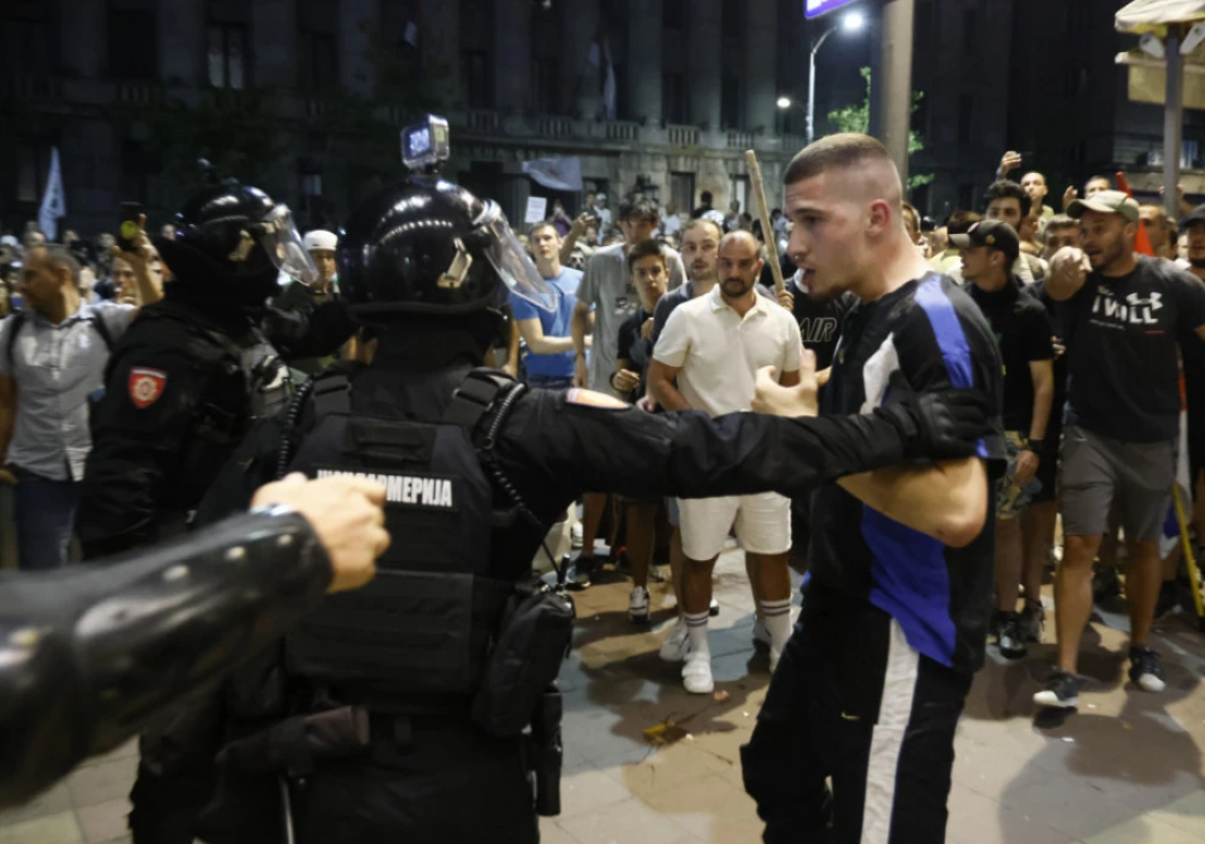 Protestat, ODIHR thirrje Serbisë: Mundëso tubimet paqësore pa dhunë, duke respektuar të drejtat e njeriut