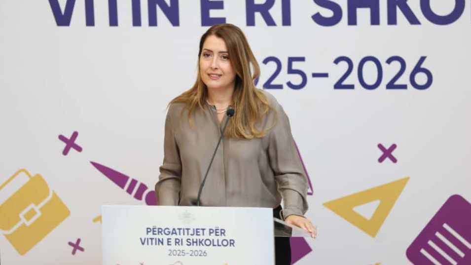 Manastirliu prezanton Kodin e ri të Etikës për Mësuesit: Busull morale dhe profesionale