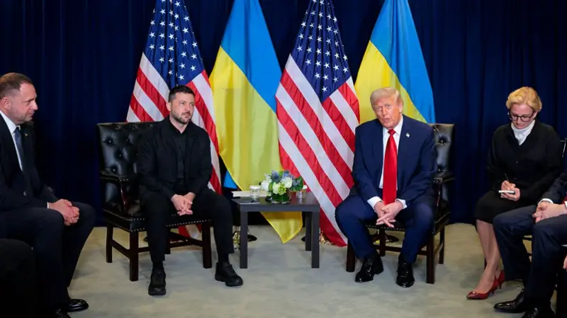Trump ofron mbështetje të kushtëzuar për NATO-n, shmang detajet në takimin me Zelenskyn