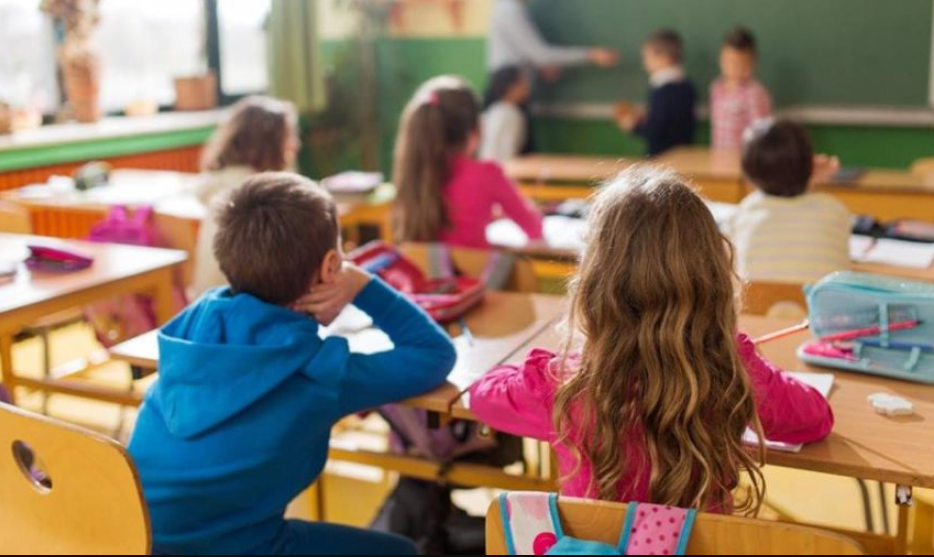 Rihapen regjistrimet në shkolla për nxënësit e klasave të para dhe të dhjeta