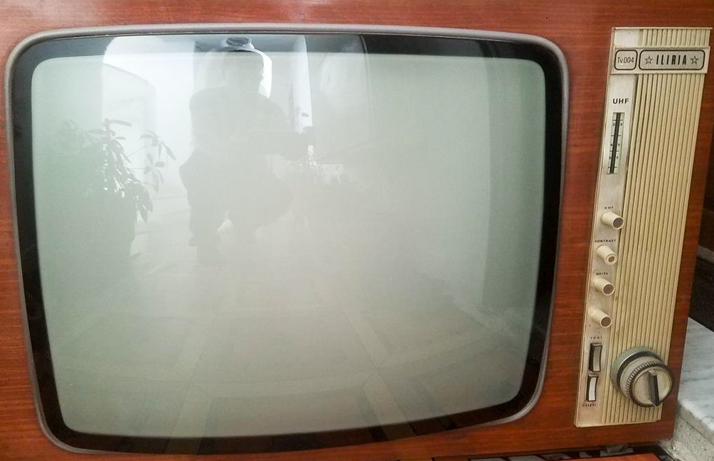 Televizorët e vjetër CRT, një rikthim i papritur i tyre në epokën digjitale