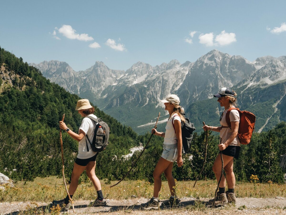 4 milionë vizitorë në zonat e mbrojtura, Kumbaro: Tregues kuptimplotë i rritjes së turizmit të përgjegjshëm dhe të natyrës