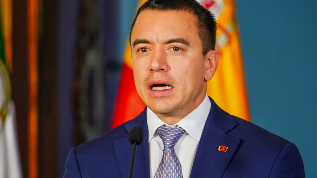“Çokollatë dhe reçel i helmuar”, presidenti i Ekuadorit pretendon se kanë tentuar ta vrasin tre herë