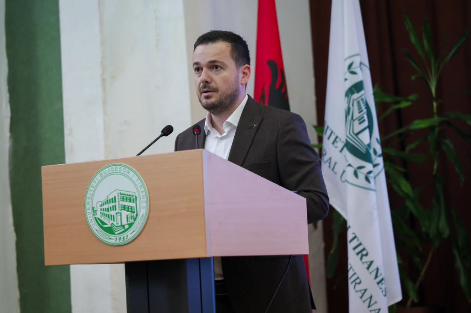 Ministri Salla në UBT: Partneriteti me BOKU sjell diplomë ndërkombëtare për studentët