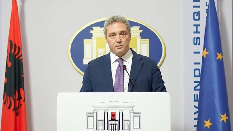 Opozita kërkon mocion me debat për Onkologjikun, Spahia akuzon qeverinë për gropë në barnat tumoriale