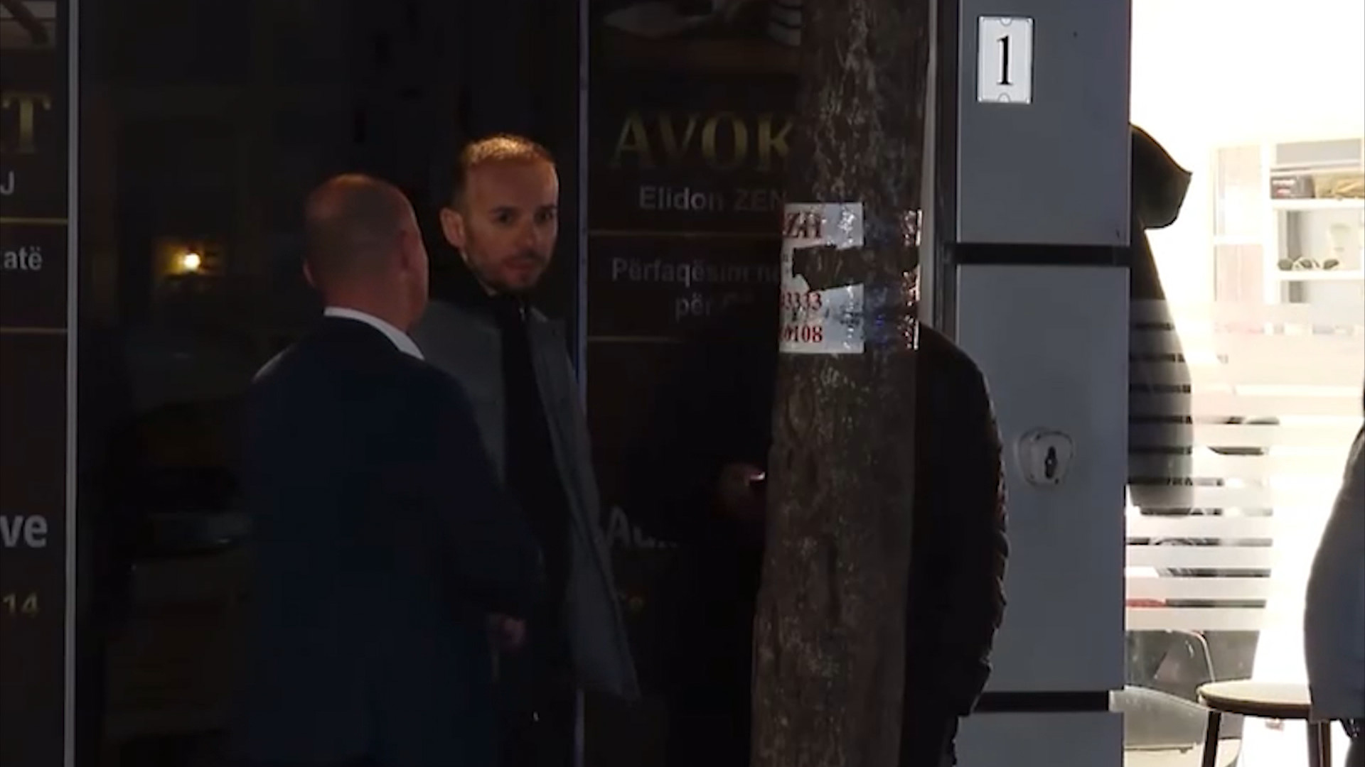 Lirohet nga qelia avokati Barjami, Prokuroria e Elbasanit: S’ka arsye për t’u mbajtur i ndaluar