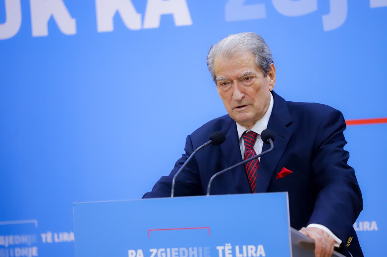 Berisha thirrje për front opozitar: Protesta e radhës, para datës 20 shkurt