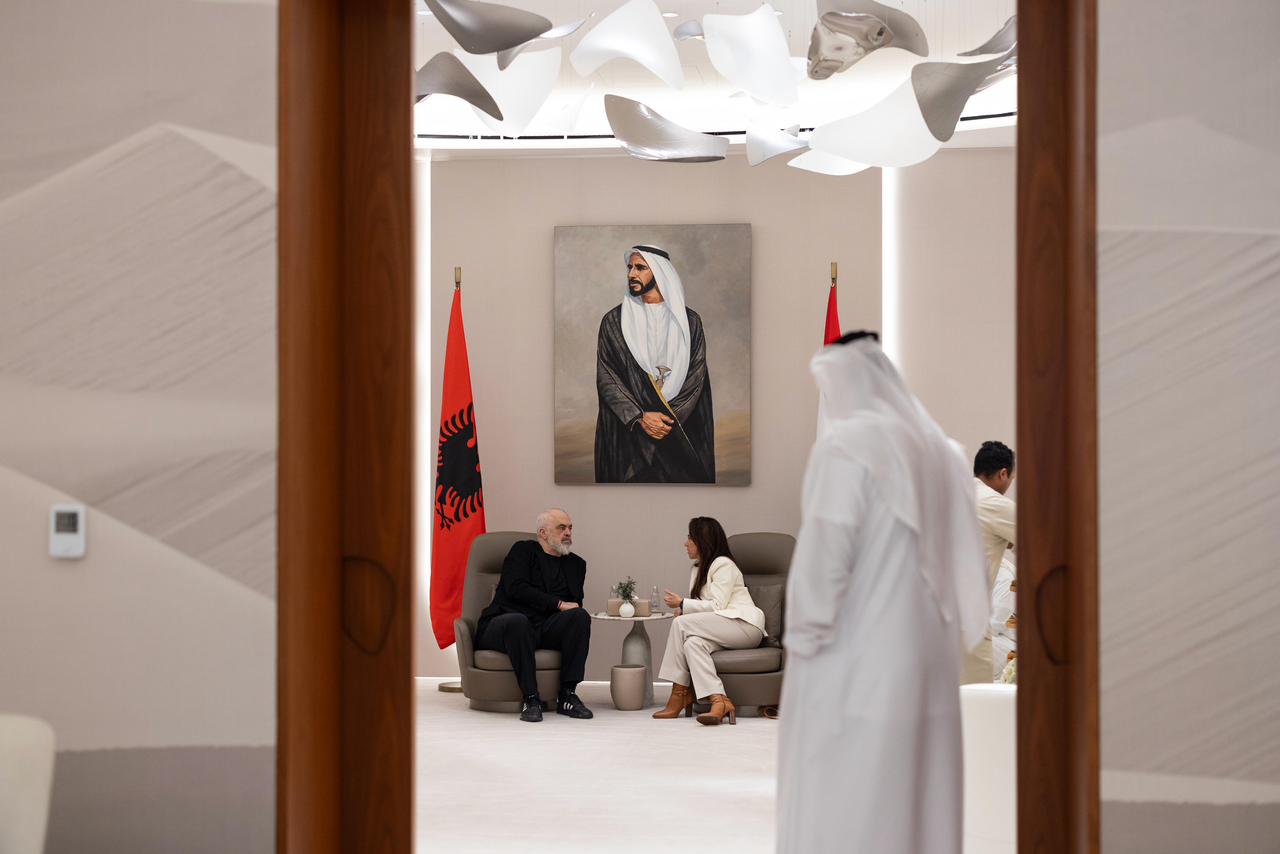 Kryeministri Rama në Emiratet e Bashkuara Arabe, merr pjesë në Javën e Qëndrueshmërisë në Abu Dhabi