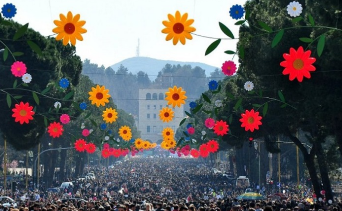 Dita e Verës në Tiranë, devijohet trafiku për 2 ditë! Si do të jetë kufizimi i qarkullimit dhe lëvizja e mjeteve më 14 mars