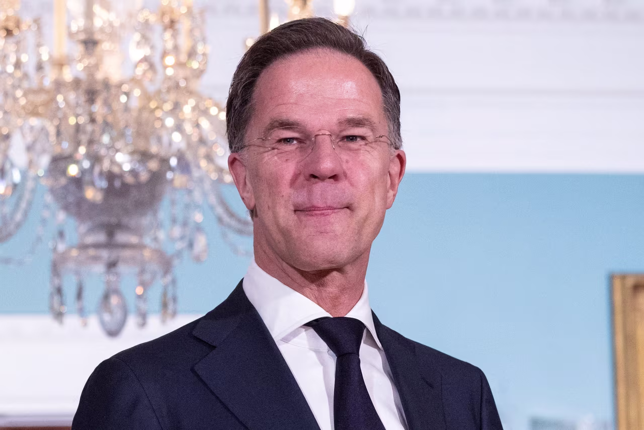 NATO në kryqëzim, Trump paralajmëron diskutime për tërheqjen e SHBA-së gjatë takimit me Rutte
