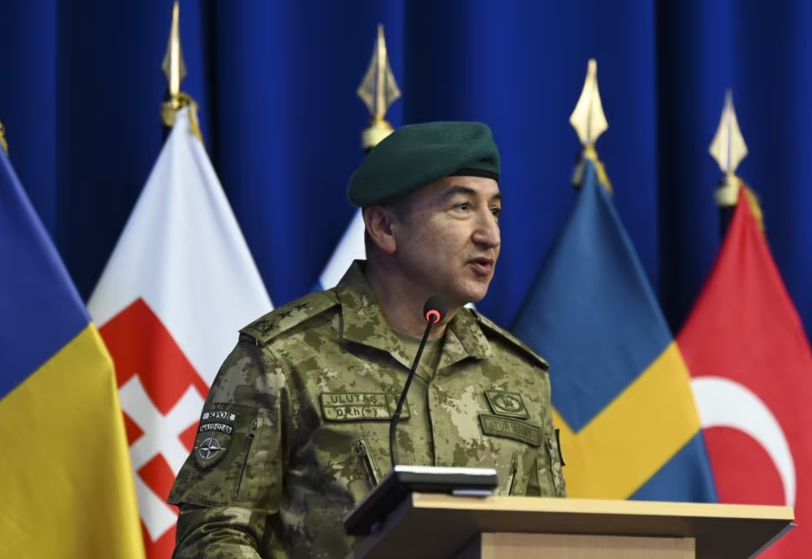 Komandanti i misionit paqeruajtës të NATO-s në Kosovë: Situata e sigurisë e brishtë, me potencial për tensione të reja në Veri