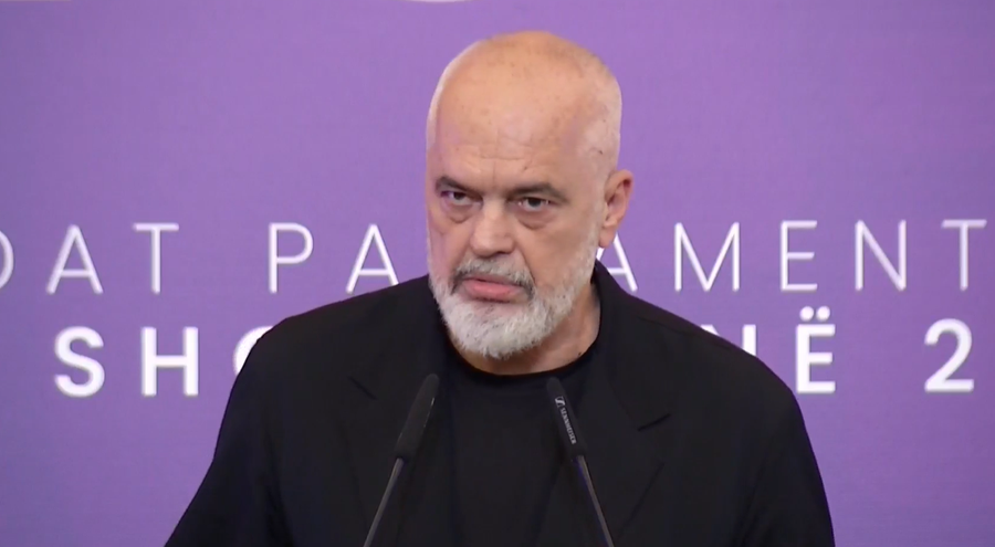 “Njerëzit duan më shumë tani”, Rama: ‘Bulevardi i flamingove’ hapi epokë të re, njerëzit nuk jetojnë me investime, por me pritshmëri!