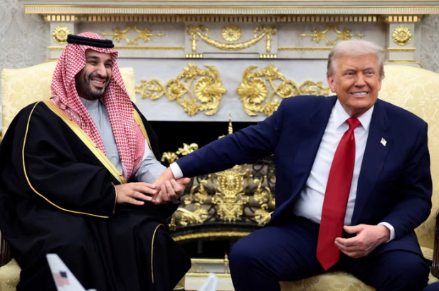 Trump miraton marrëveshje bërthamore me Arabinë Saudite, raporti: Riadi mund të pasurojë uranium