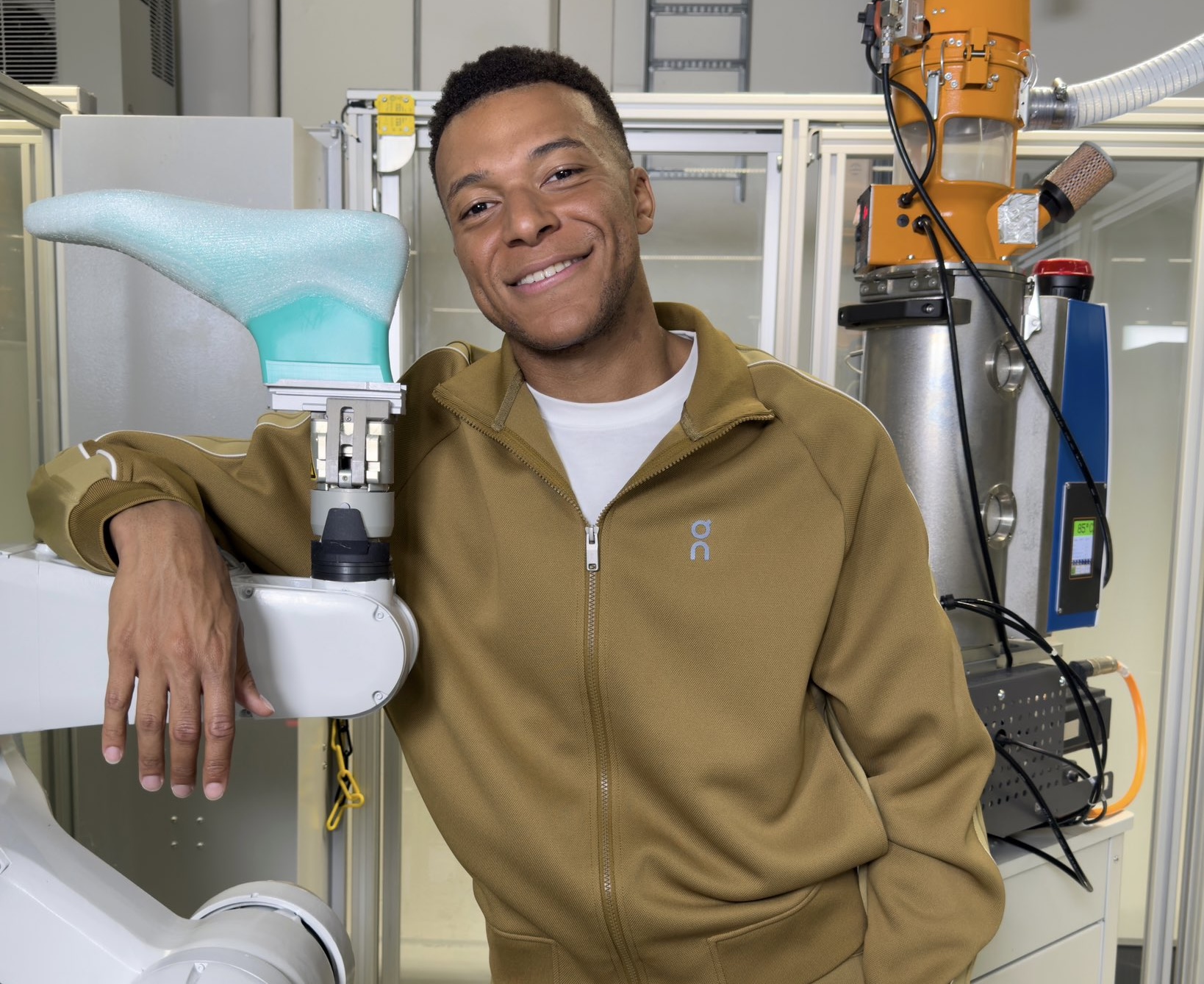 Mbappe shtang “Nike” dhe firmos për “On”