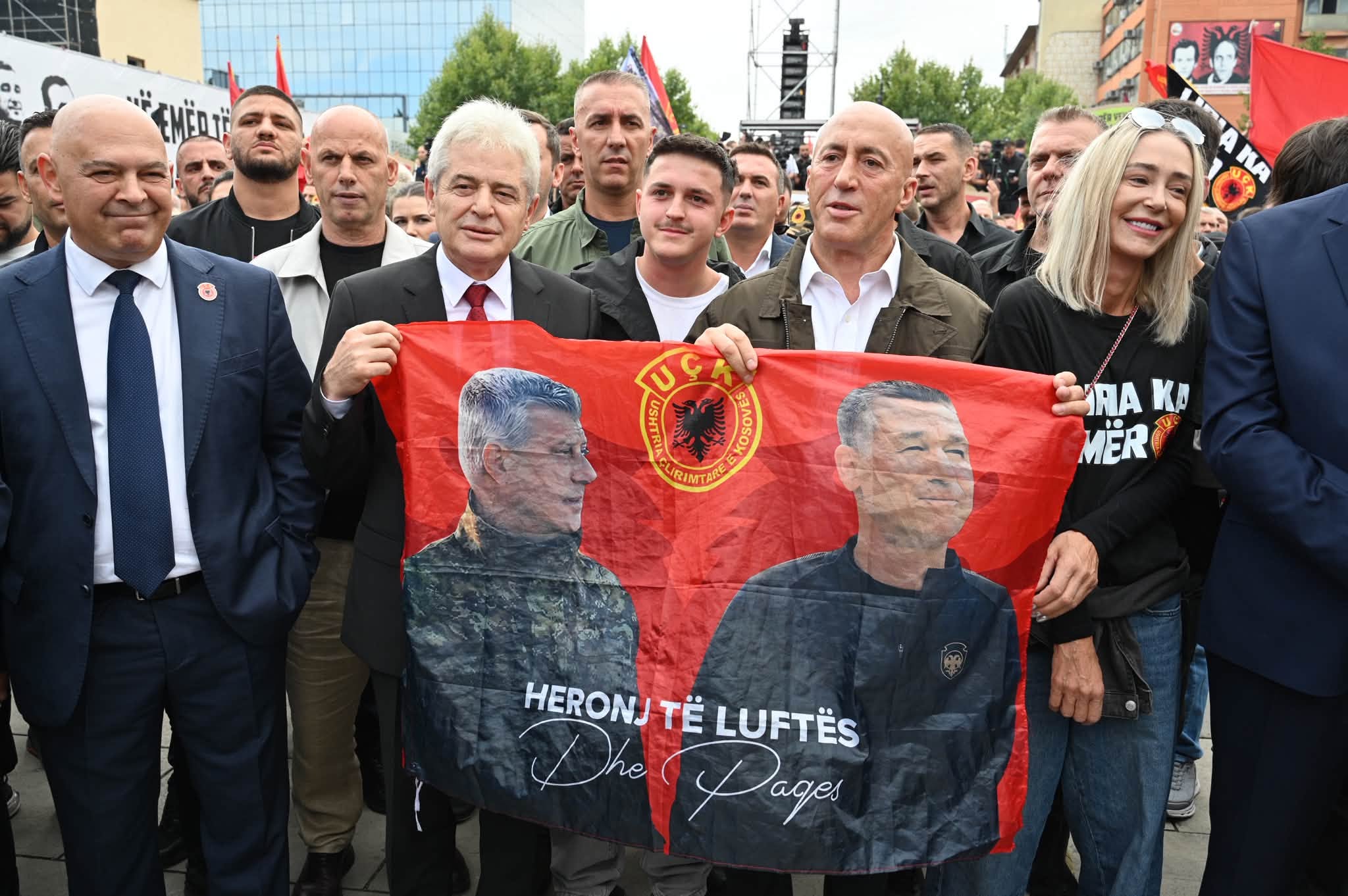 Ali Ahmeti: Vendim i padrejtë dhe zhgënjyes, thirrje për maturi dhe unitet