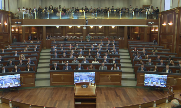 Kuvendi i Kosovës miraton deklaratën e PDK për aktgjykimin e Speciales: Shqetësues vendimi i Hagës për ish-krerët e UÇK