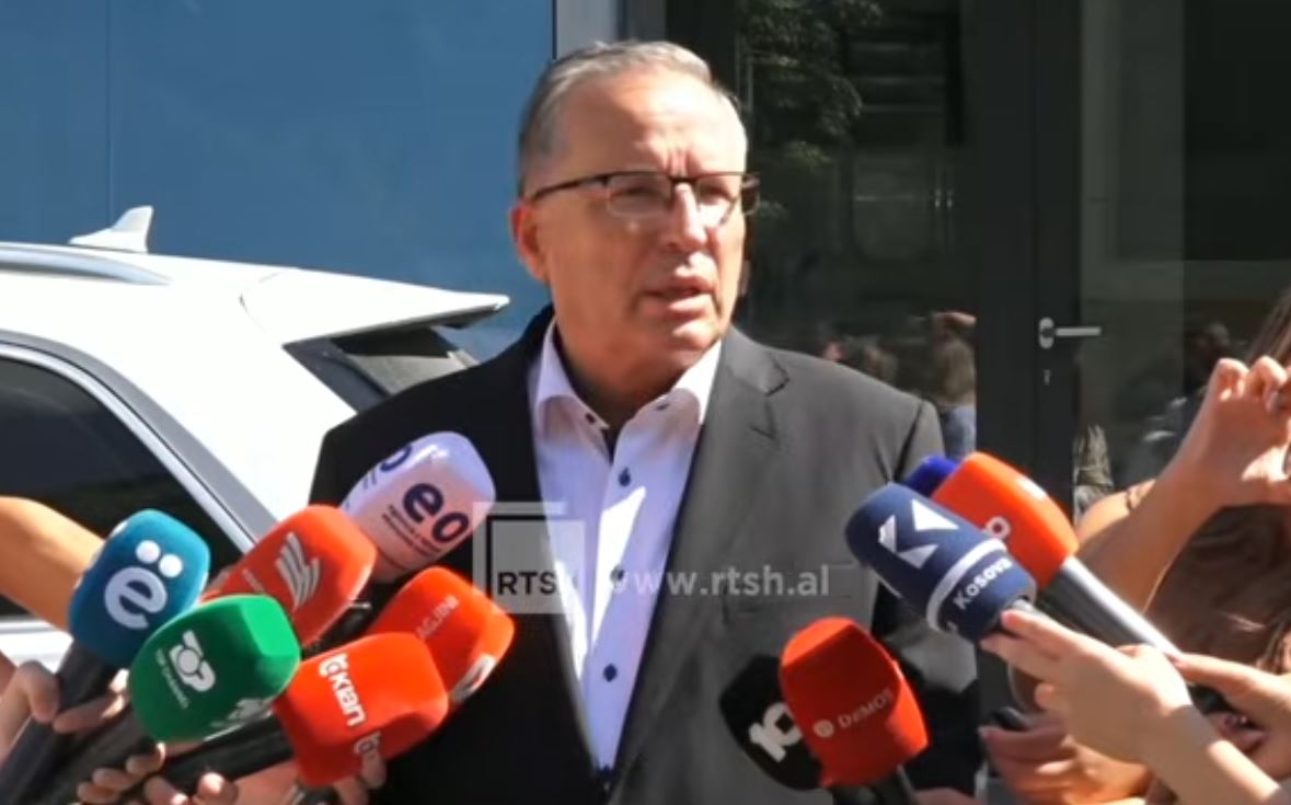 PDK paralajmëron nisma ligjore për Gjykatën Speciale, Hamza: Takime me liderët e partive politike pas vendimit të Hagës 