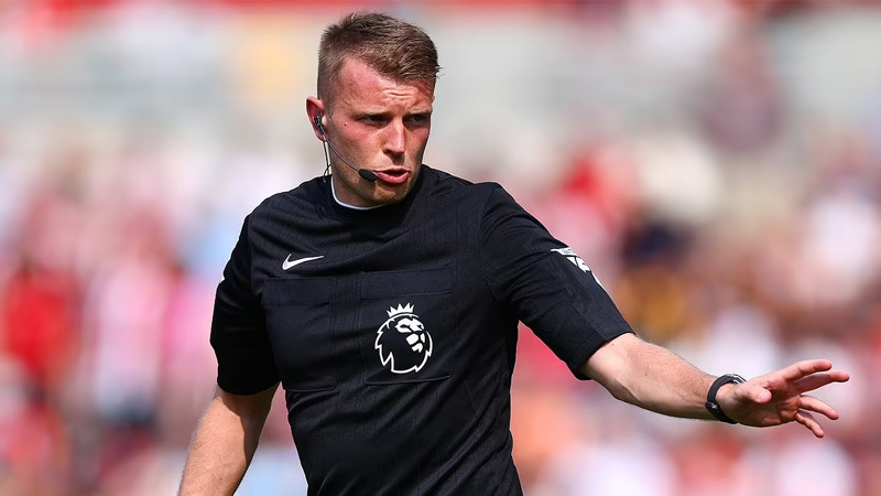 UEFA zgjedh gjyqtar anglez për Shqipëri-Bjellorusi, Samuel Barrot lejon lojën e fortë