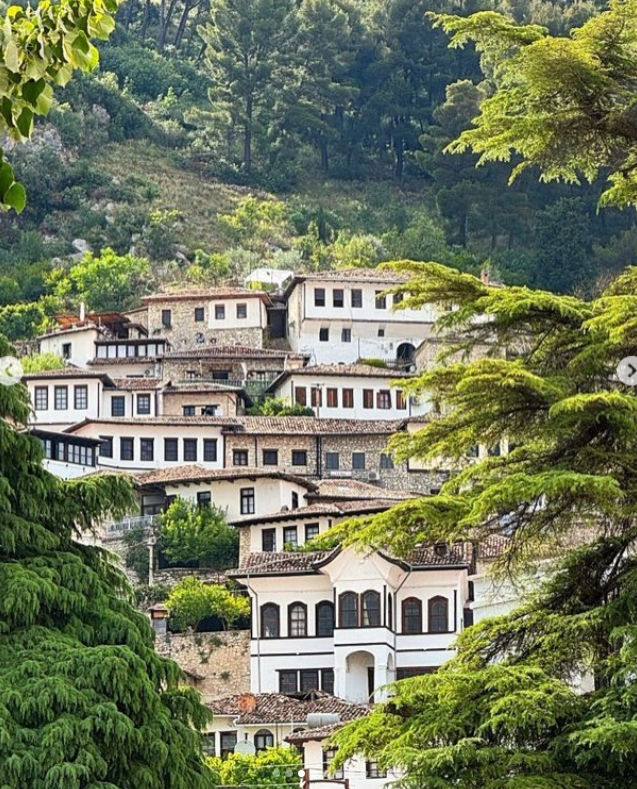 Shqipëria shpallet destinacioni më i mirë i udhëtimeve në Evropë nga “Europexplores”