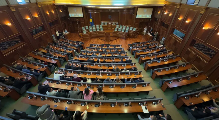Ndërpritet seanca e Kuvendit të Kosovës, Ardian Gola zgjidhet nënkryetar, PDK-ja largohet pas mosvotimit të Çitakut