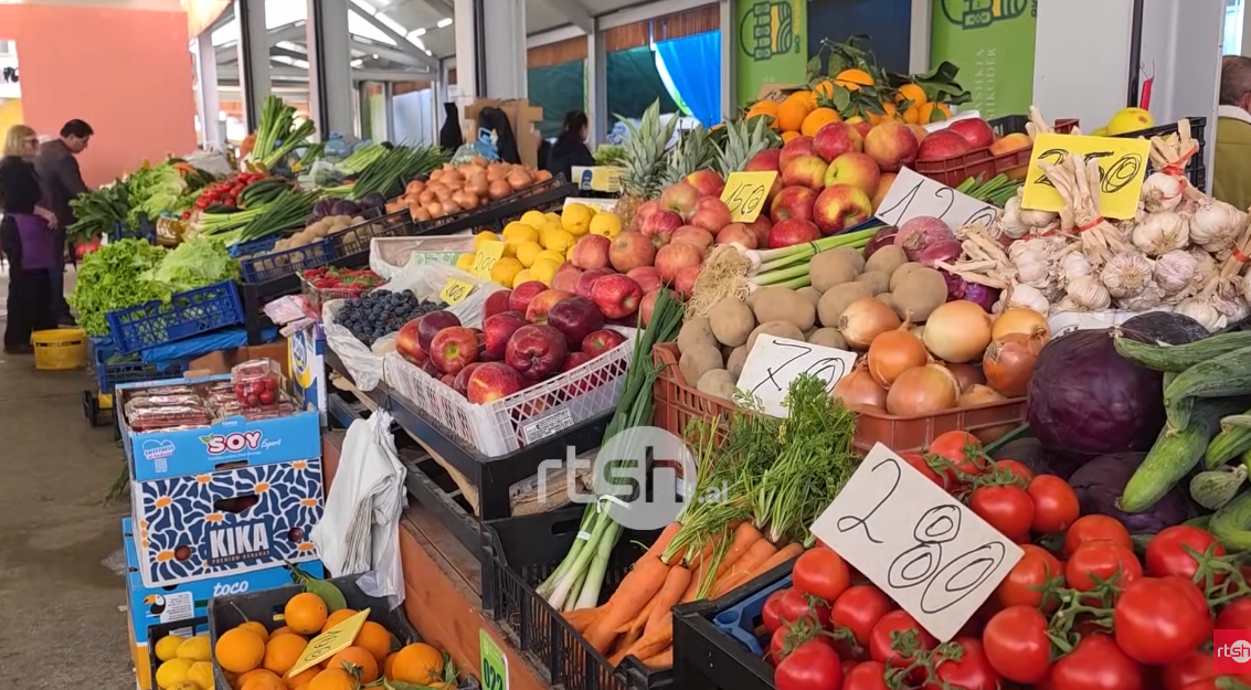 Prodhimet vendore mbizotërojnë tregjet, në Shkodër produktet e kantinave gjejnë treg edhe jashtë