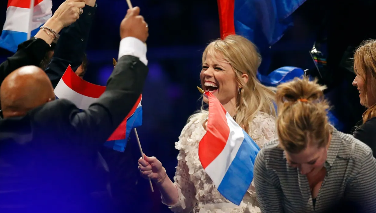 Holanda rikthehet në Festivalin e Këngës në Eurovision me një artist holandez