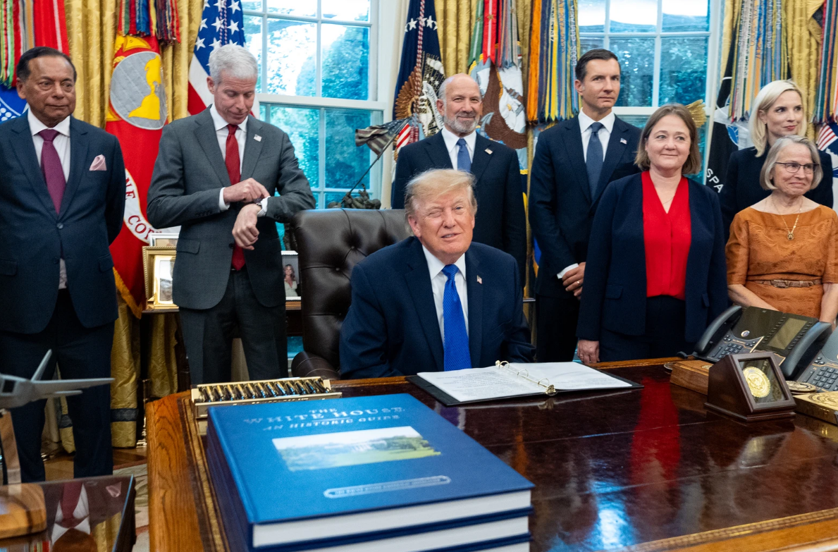 Trump mohon se i ka ofruar Iranit lehtësim të sanksioneve dhe lirim të fondeve të ngrira