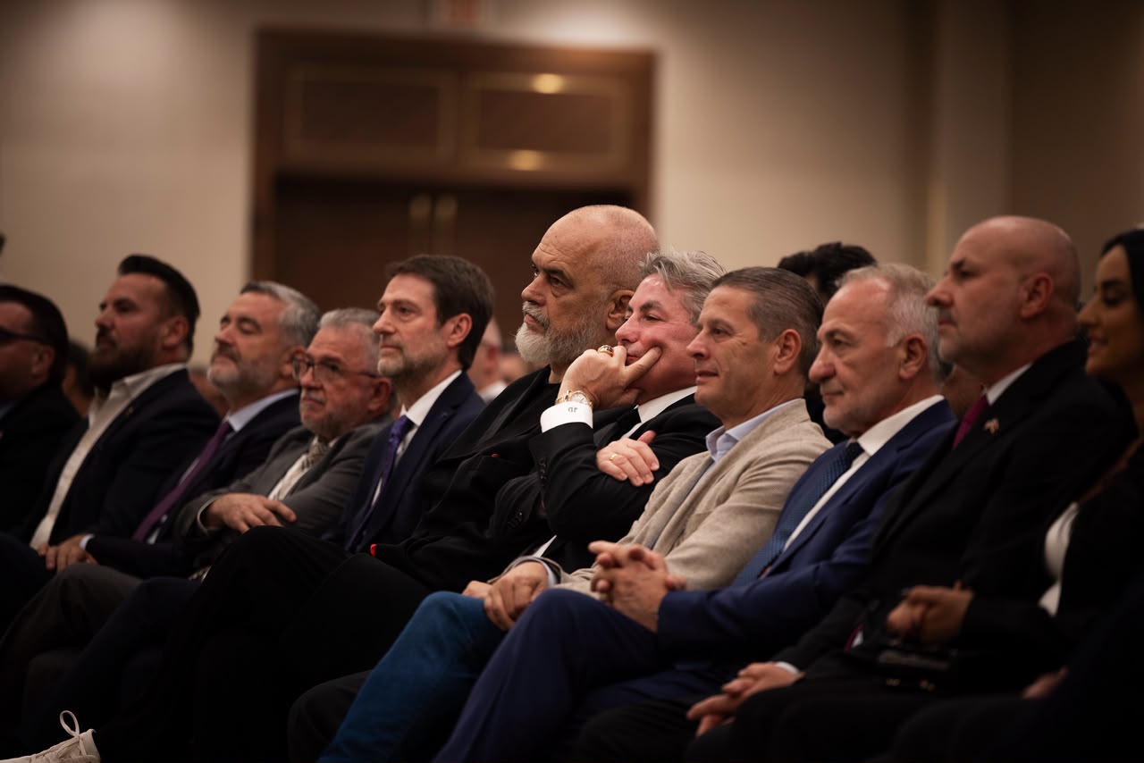 Takimi me shqiptarët në Michigan, Hoxha: Së shpejti hapim Konsullatën e Përgjithshme në Detroit