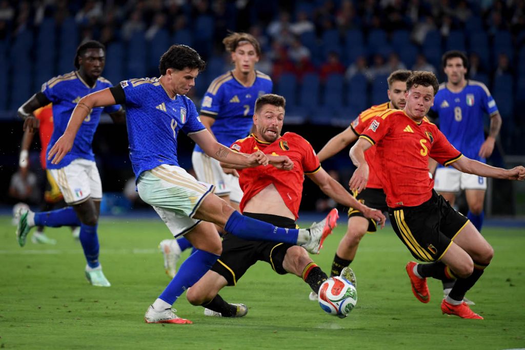 Italia ndryshon mbrojtjen e mesfushën pas humbjes me Belgjikën, në Turqi kthehet Bastoni