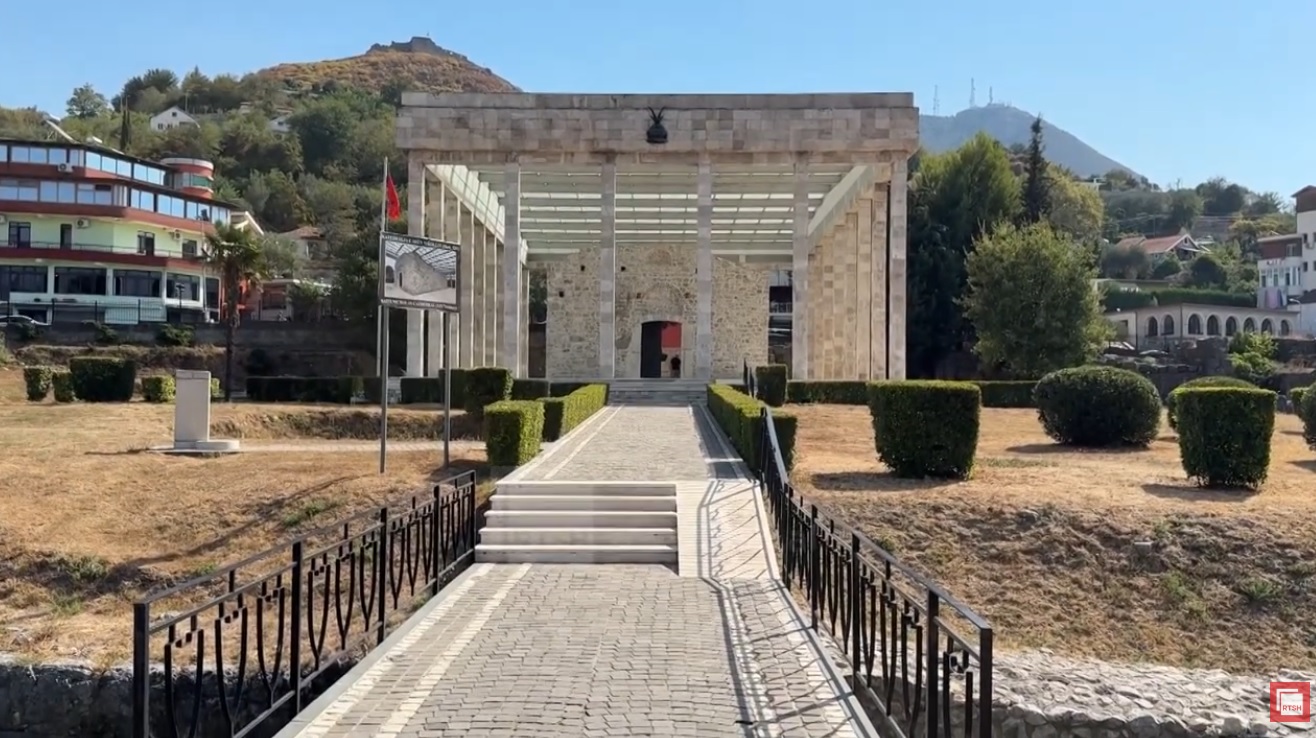 lezha-destinacion-gjithnje-e-me-terheqes-rritet-me-15-numri-i-vizitoreve-ne-objektet-kulturore-e-historike