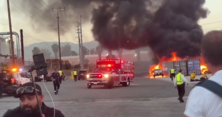 Rrëzohet helikopteri i lajmeve në Los Angeles, humbin jetën 3 persona