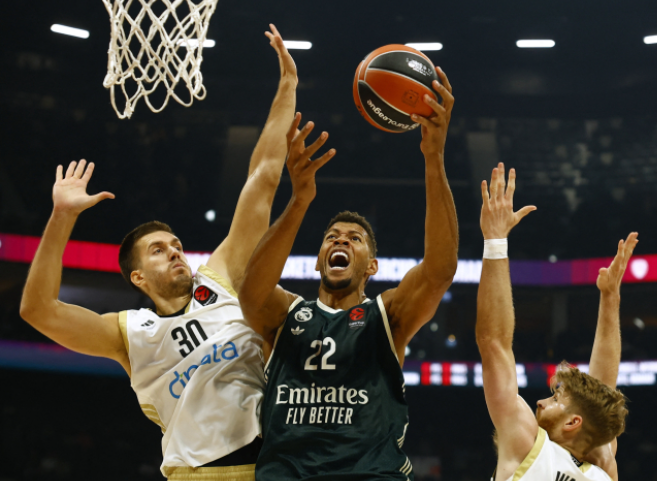 Euroliga në RTSH/ Reali i Madridit mund në kohën shtesë Dubain dhe kualifikohet në finalen e Superkupës