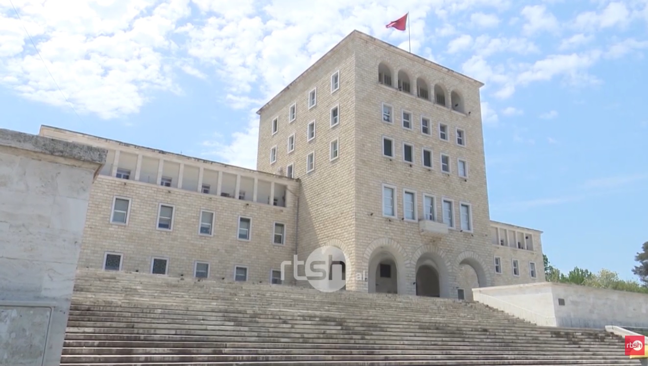 Raundi i dytë i regjistrimeve në universitete, Xhelaj: Rritet kërkesa për programet 2 vjeçare profesionale