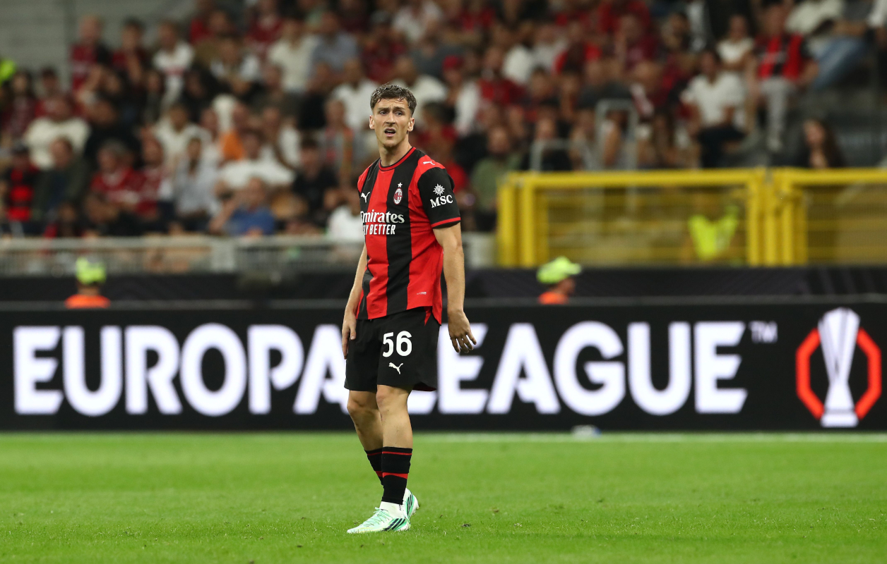 Lajme të këqija për Milanin: Saelemaekers do të operohet, belgu rikthehet në fushë në vitin 2027